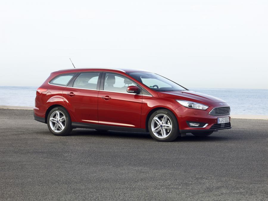  Ford Focus SW 2014 года  (фото 13 из 18)